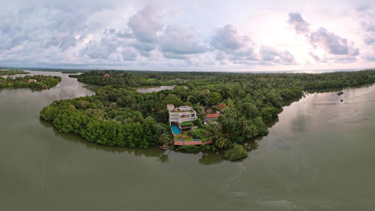 33 Lake Terrace Hikkaduwa Exterior photo